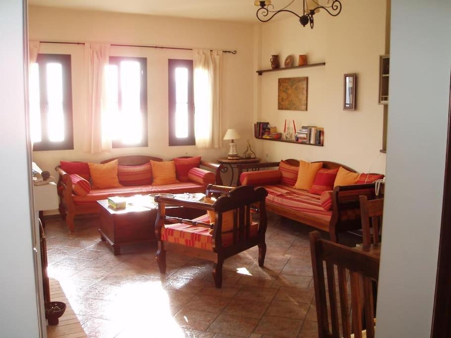 Villa With Breathtaking Views And Private Beach Agios Dimitrios  Eksteriør bilde