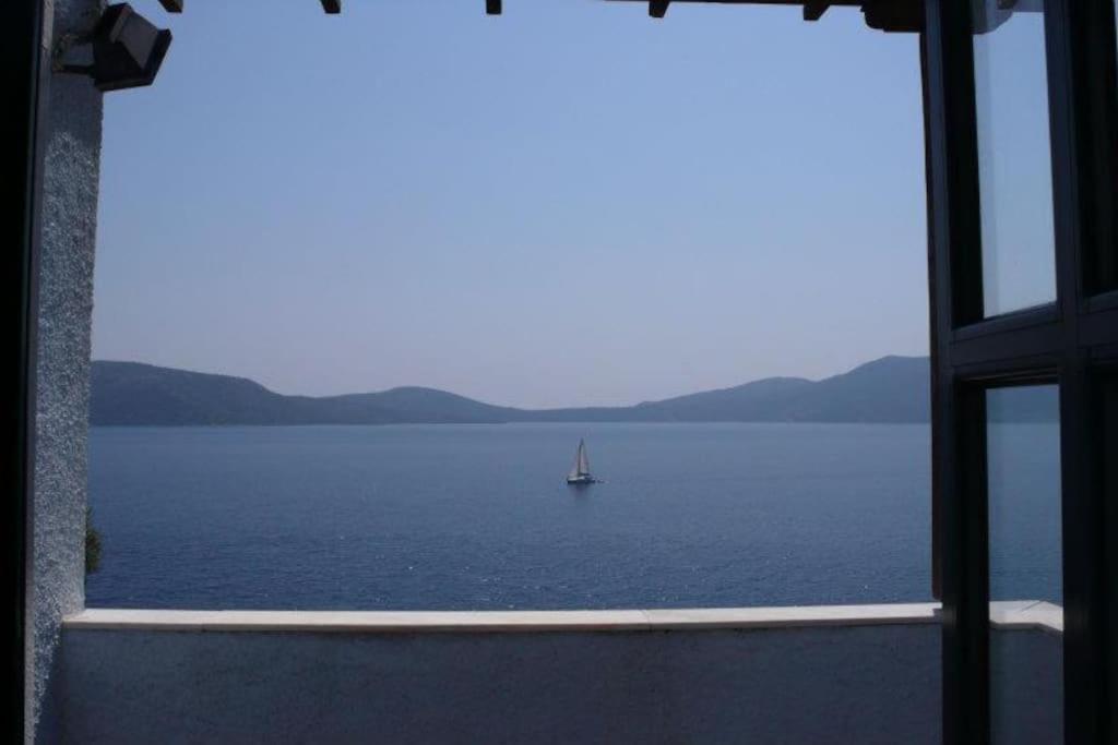 Villa With Breathtaking Views And Private Beach Agios Dimitrios  Eksteriør bilde